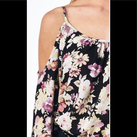 FLORAL COLD SHOULDER ROMPER - Picture 3 of 5